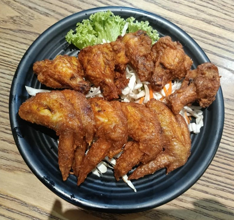 F3. Rama IX Fried Chicken Wings 拉玛炸鸡翅