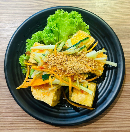 F4.Fried Tofu with Thai Sauce 泰式炸豆腐