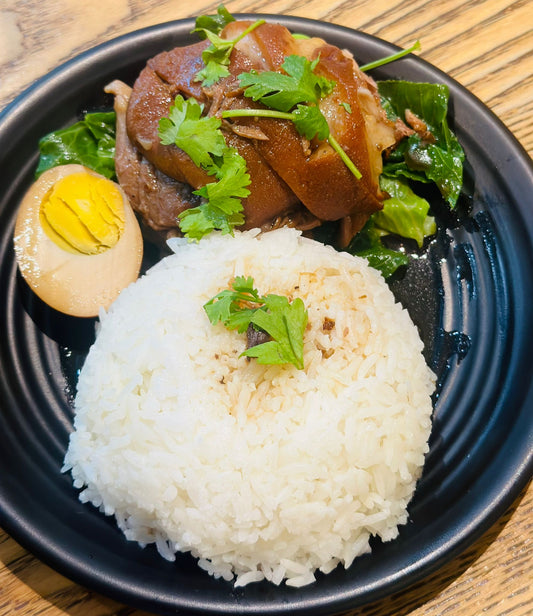 M18. Pork Leg Rice 猪腿饭